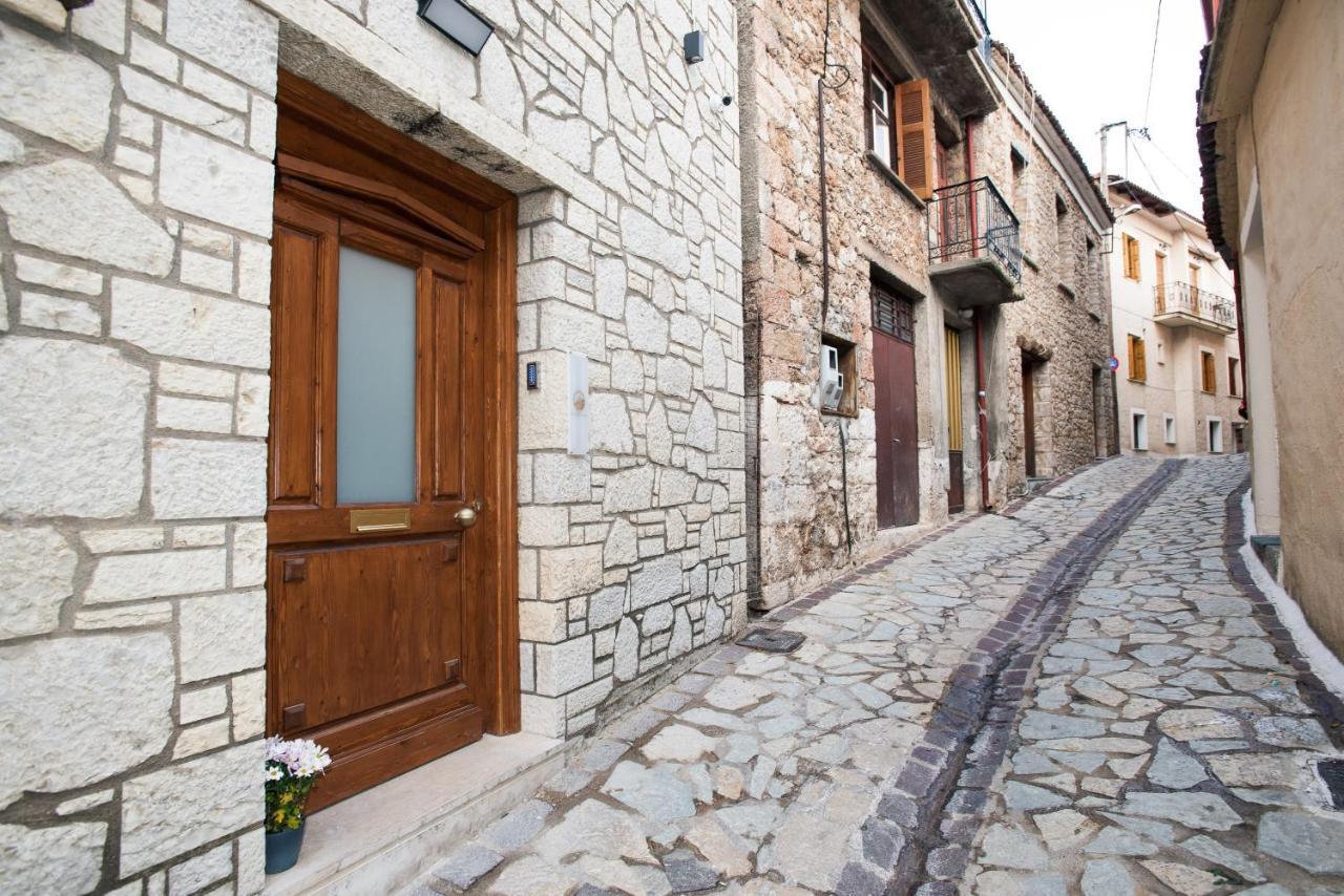 Blue Mountain Guesthouse By Seablue Arachova Exterior photo